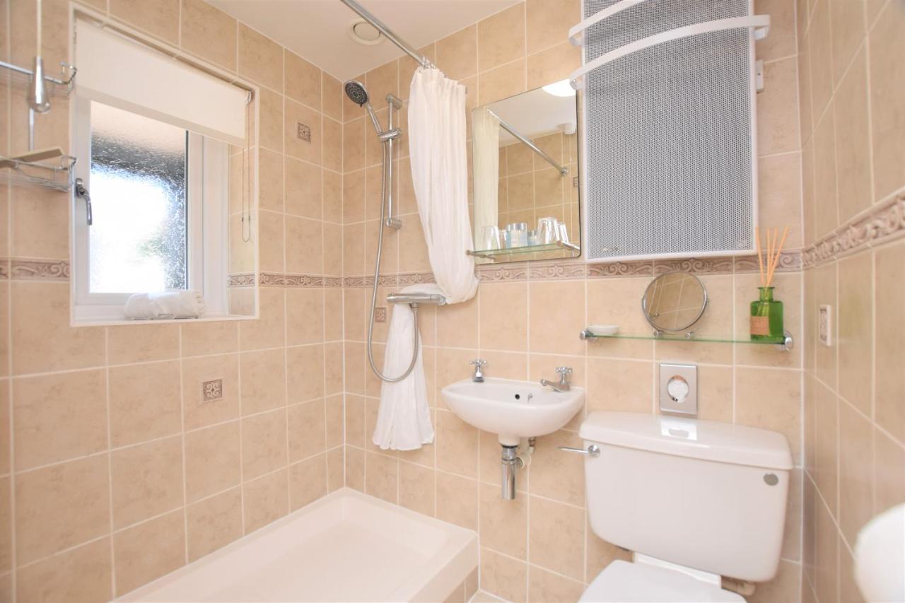 The Old Dairy B&B Lympstone Esterno foto